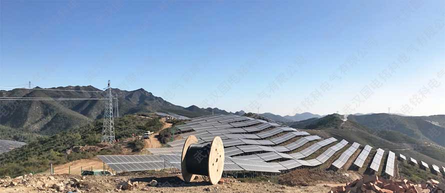 銘科電氣趕赴山西陽泉光伏站進行培訓(xùn)指導(dǎo) 銘科電氣趕赴山西陽泉光伏站進行培訓(xùn)指導(dǎo)