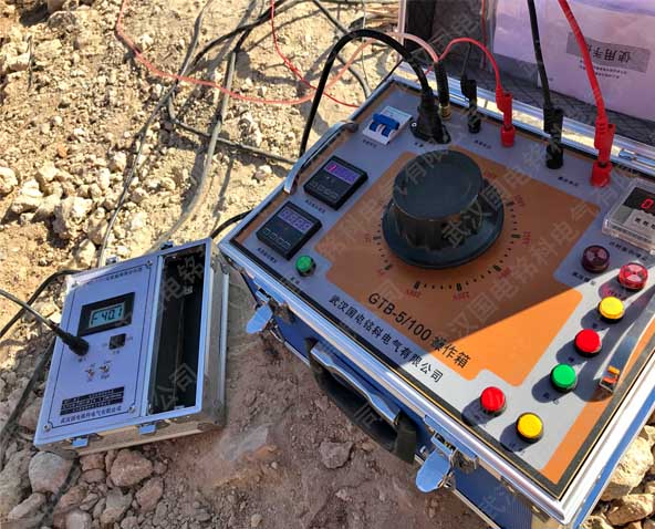 銘科電氣趕赴山西陽泉光伏站進行培訓(xùn)指導(dǎo) 銘科電氣趕赴山西陽泉光伏站進行培訓(xùn)指導(dǎo)